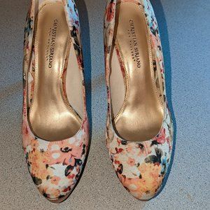 Multicolored high heeled shoe 9.5M